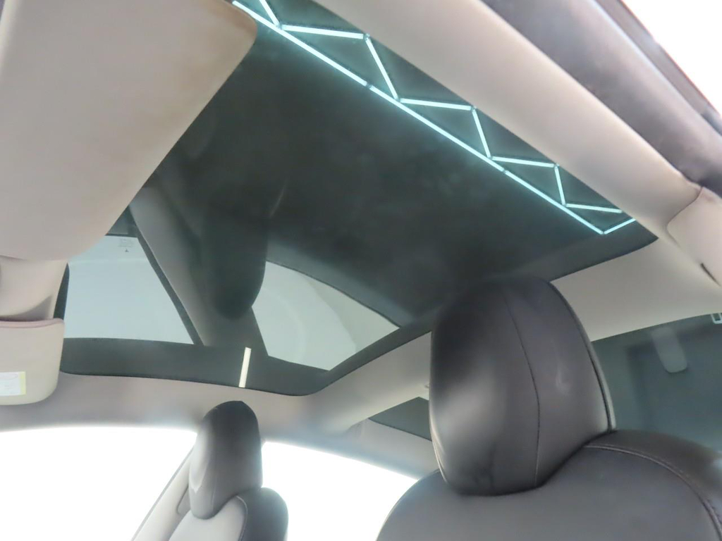 Foto 19 van Tesla Model 3