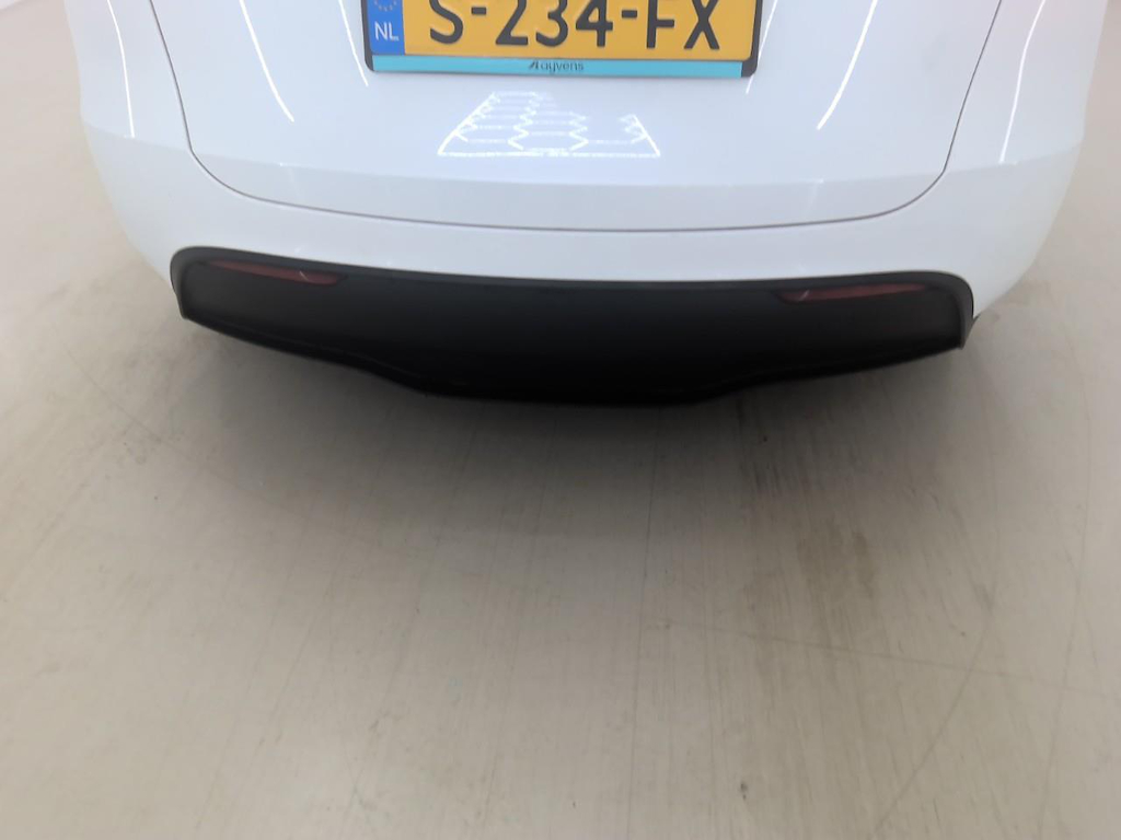 Foto 27 van Tesla Model Y