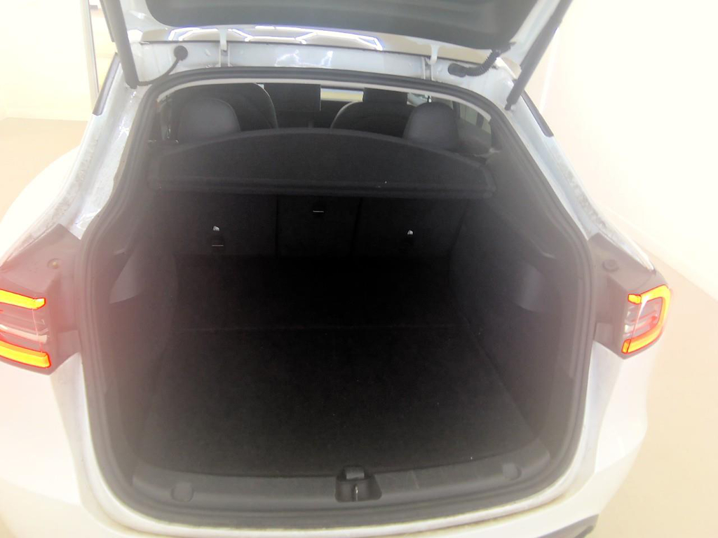 Foto 9 van Tesla Model Y