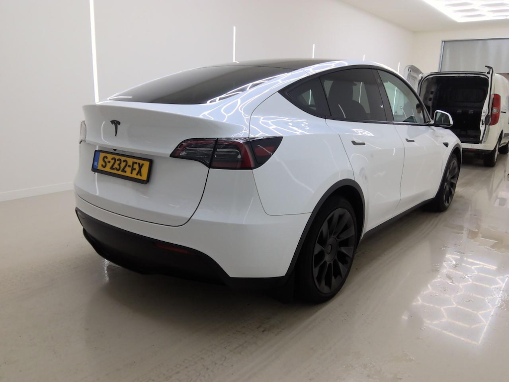 Foto 4 van Tesla Model Y