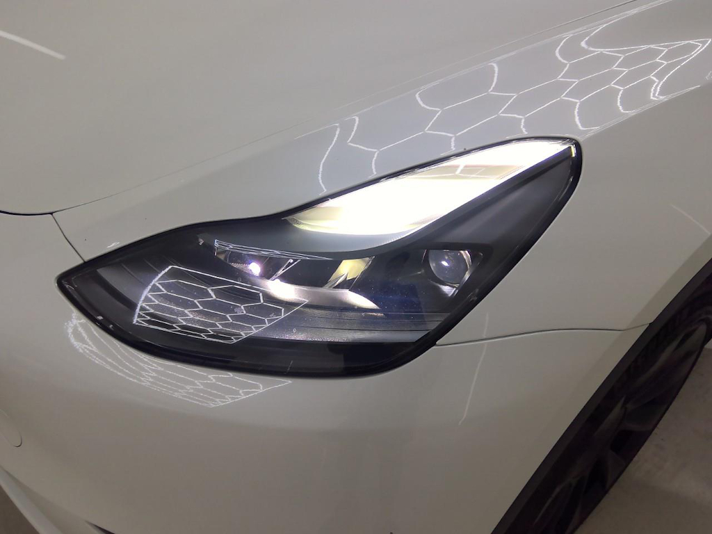 Foto 48 van Tesla Model Y