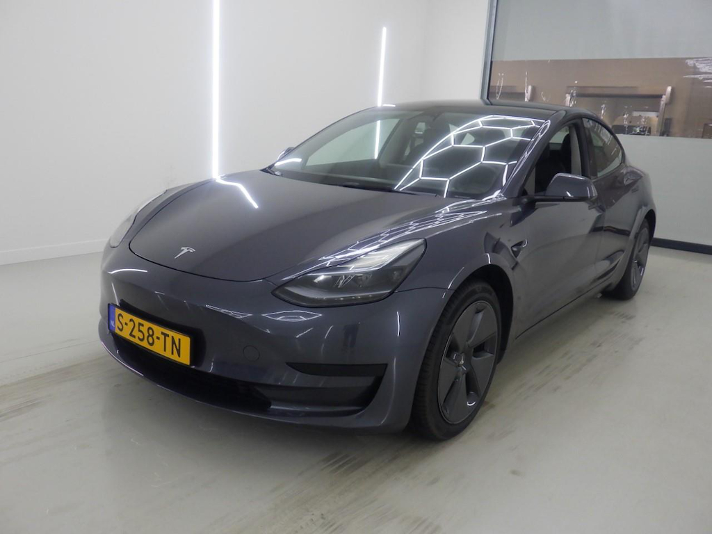 Foto 2 van Tesla Model 3