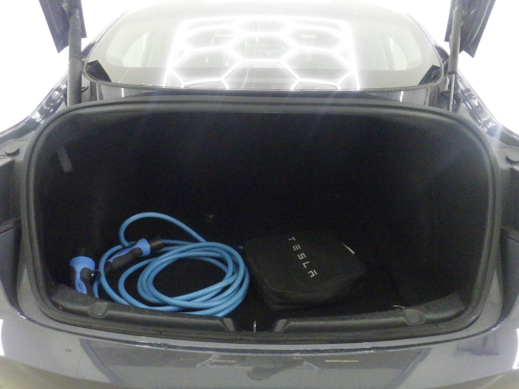 Foto 9 van Tesla Model 3