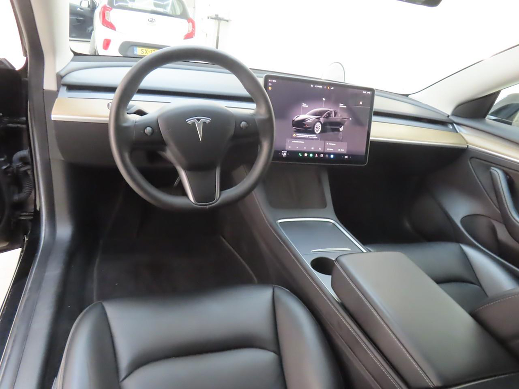 Foto 5 van Tesla Model 3