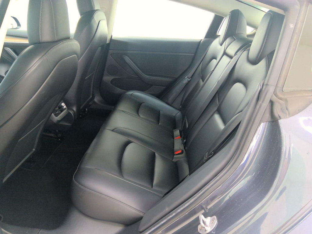 Foto 8 van Tesla Model 3