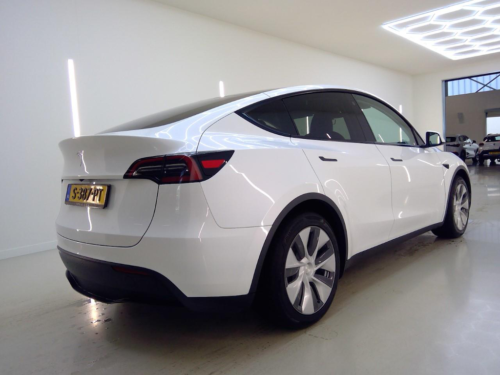 Foto 3 van Tesla Model Y