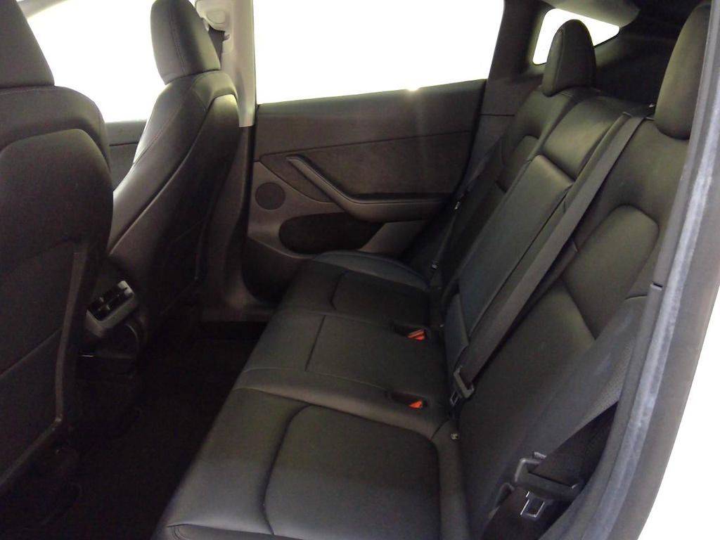 Foto 8 van Tesla Model Y