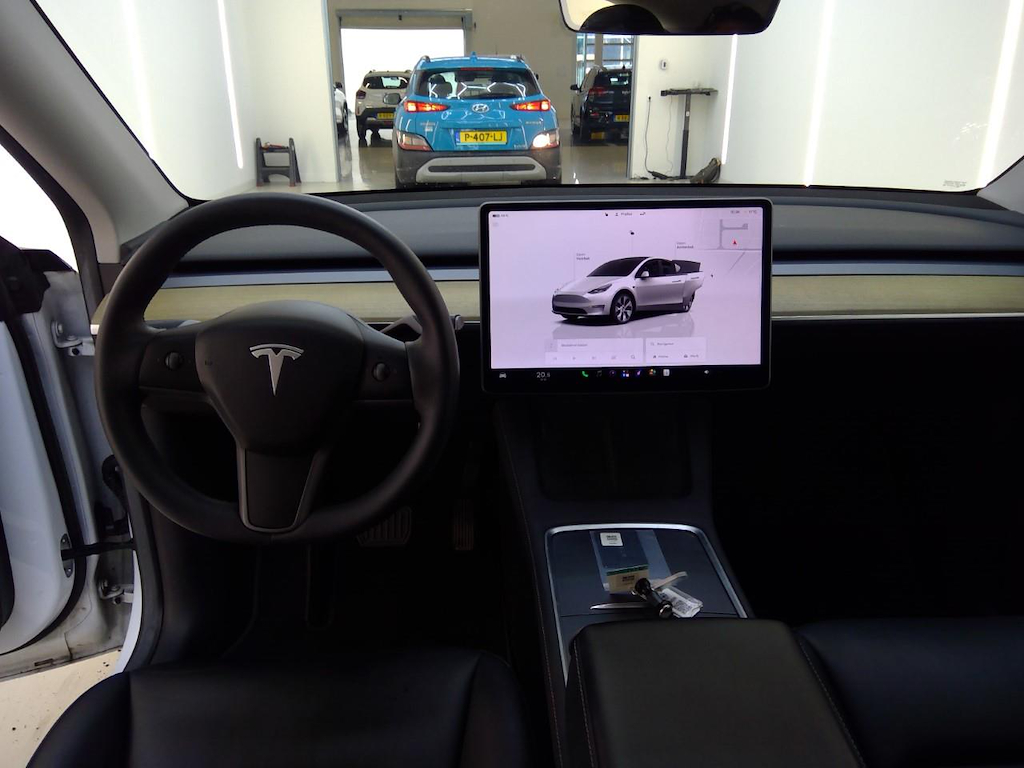 Foto 9 van Tesla Model Y