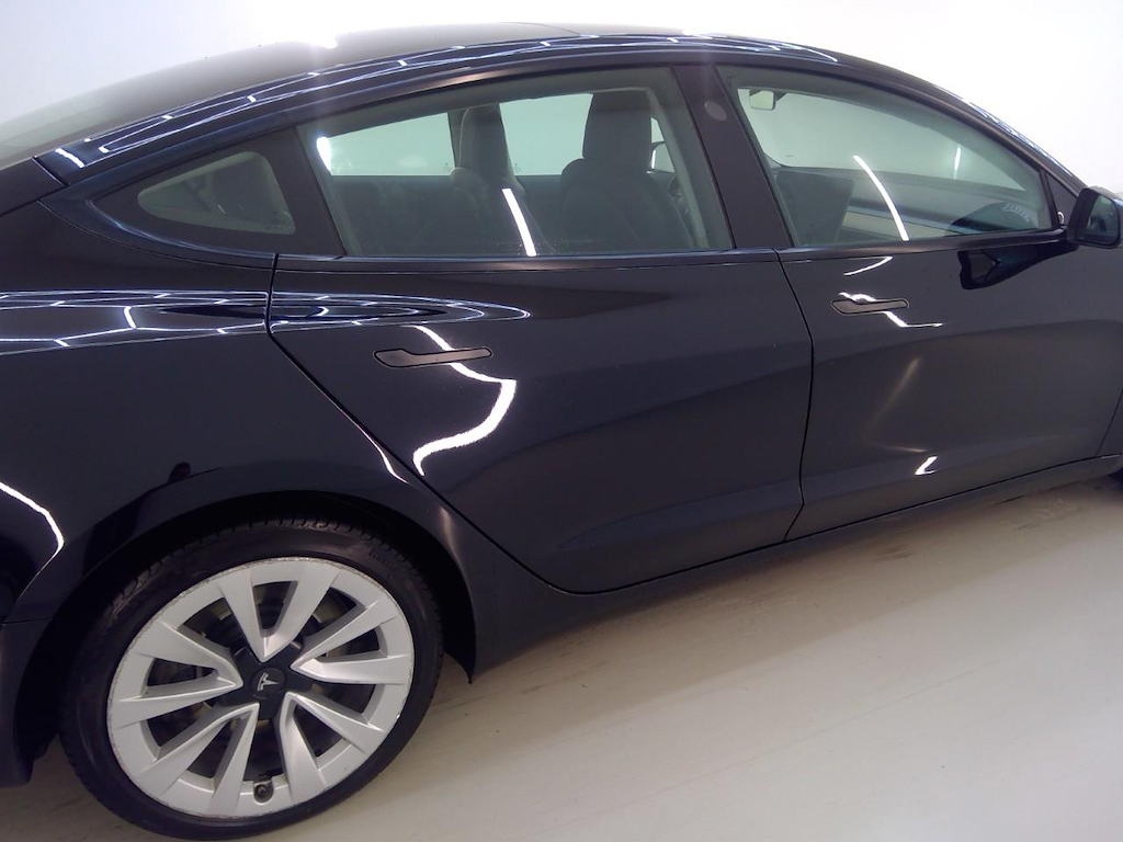 Foto 25 van Tesla Model 3