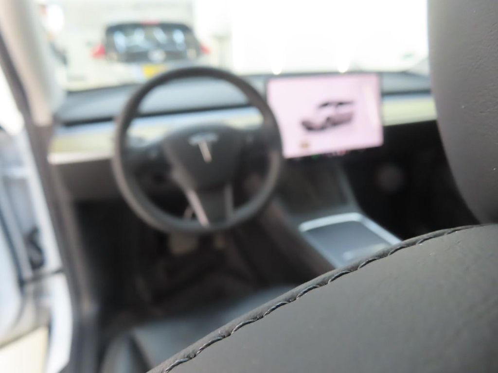Foto 6 van Tesla Model Y