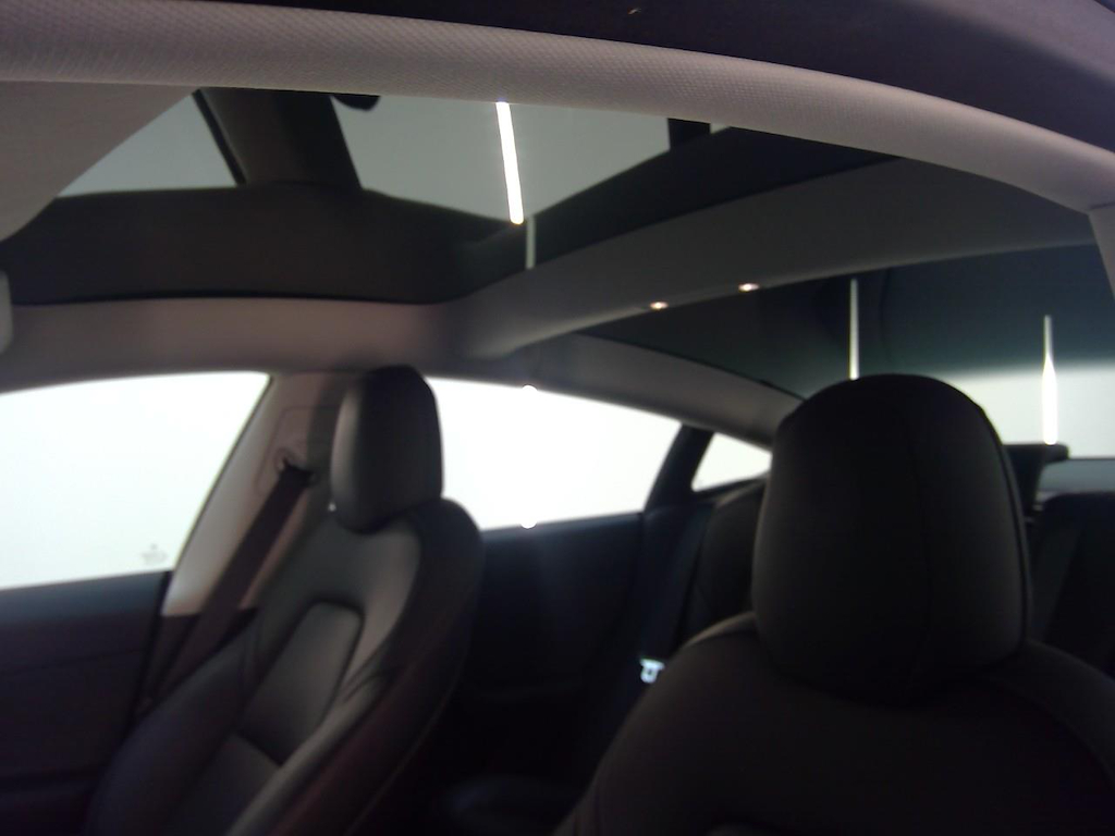 Foto 17 van Tesla Model 3