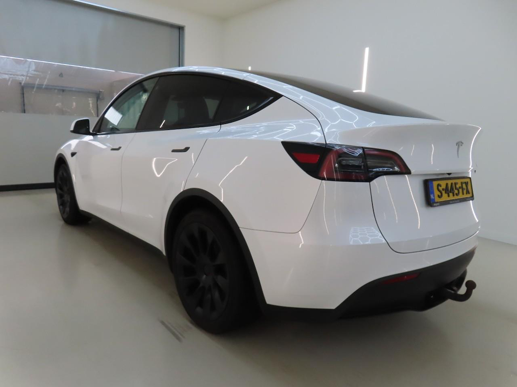 Foto 6 van Tesla Model Y