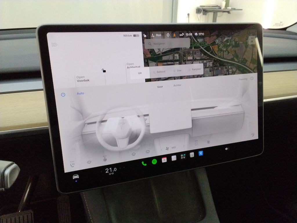 Foto 18 van Tesla Model Y