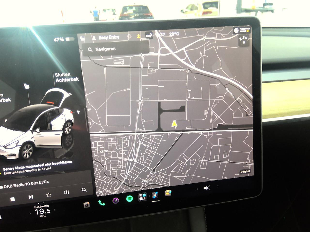 Foto 16 van Tesla Model Y