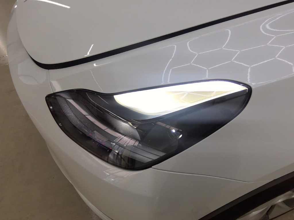 Foto 21 van Tesla Model Y