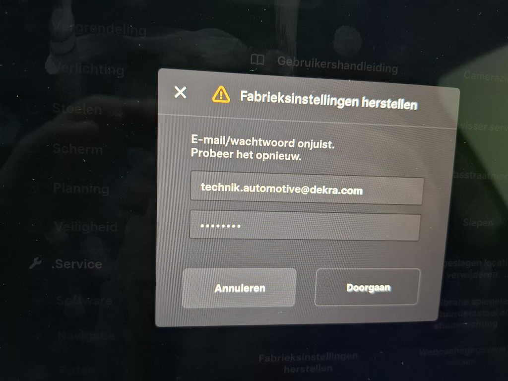 Foto 13 van Tesla Model Y