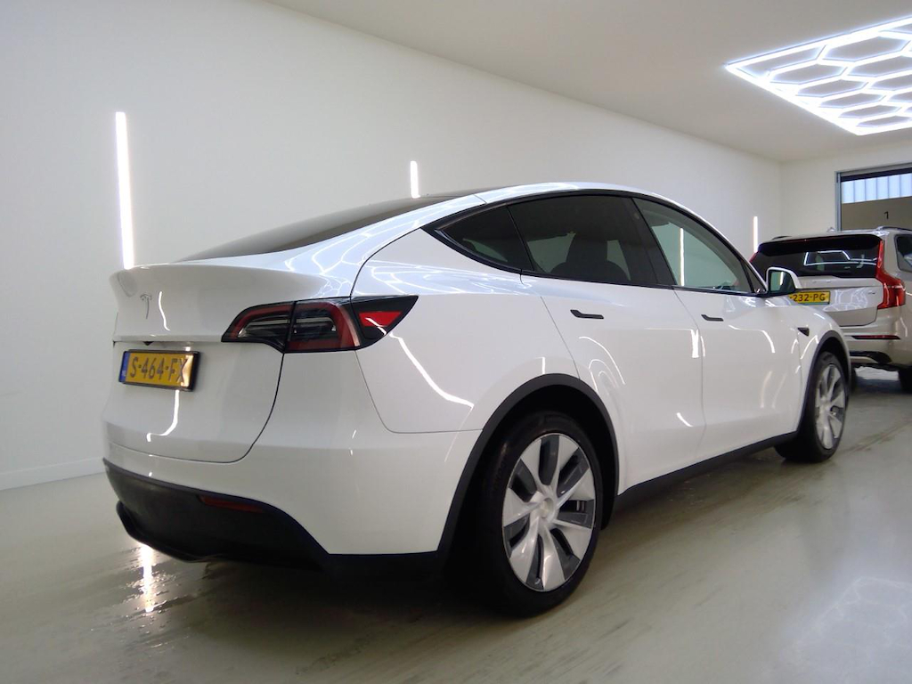 Foto 3 van Tesla Model Y