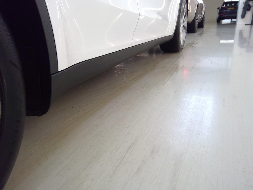 Foto 21 van Tesla Model Y