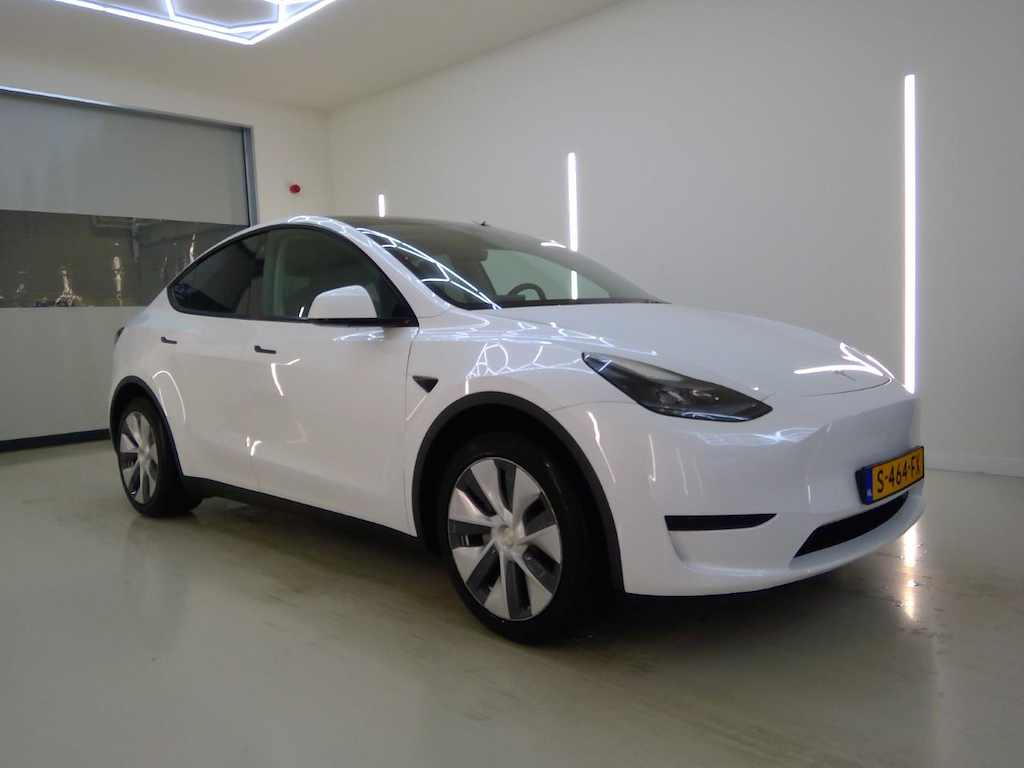 Foto 6 van Tesla Model Y