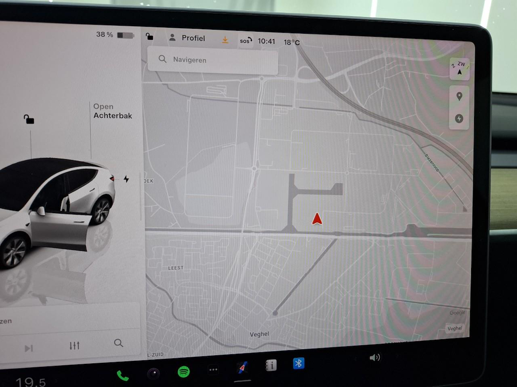 Foto 13 van Tesla Model Y