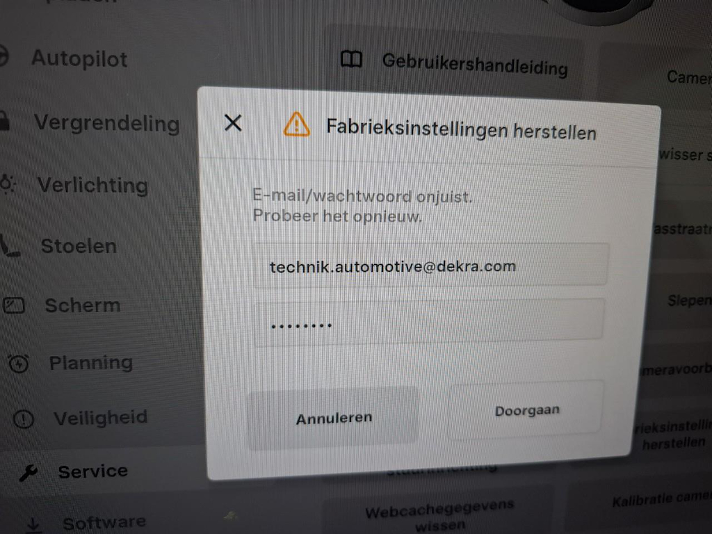 Foto 16 van Tesla Model Y