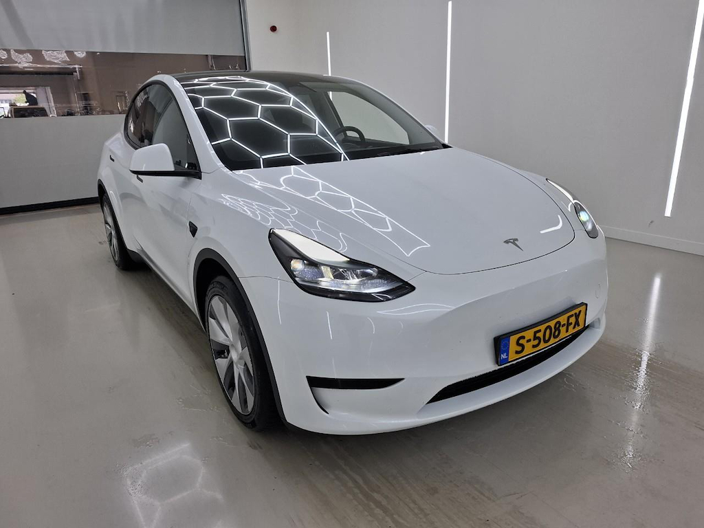 Foto 6 van Tesla Model Y