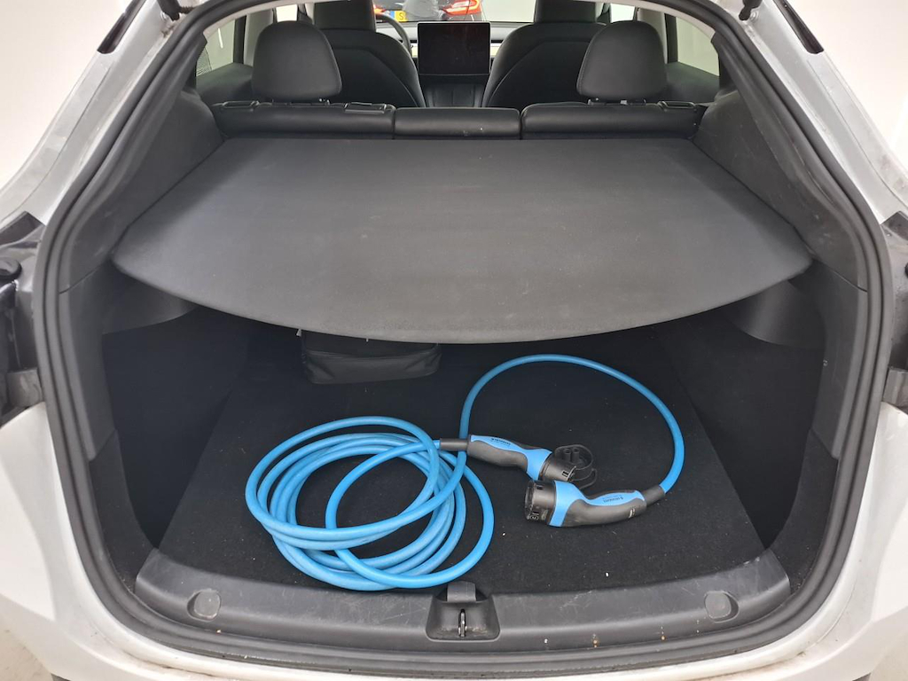Foto 9 van Tesla Model Y