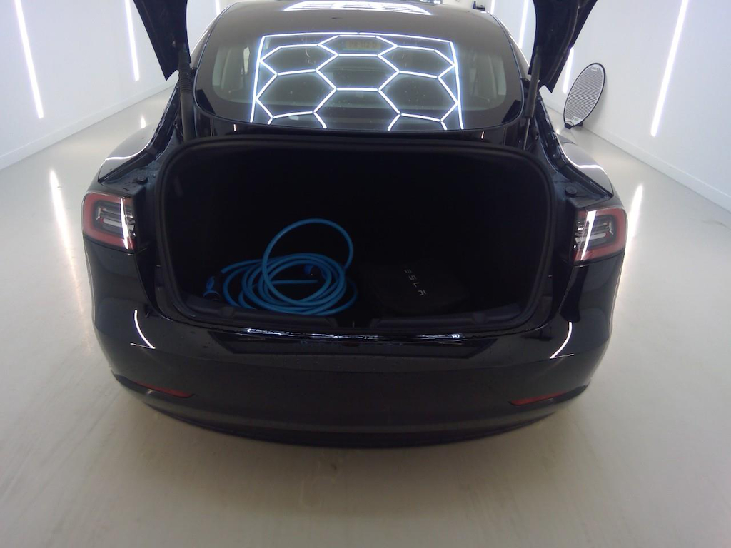 Foto 10 van Tesla Model 3