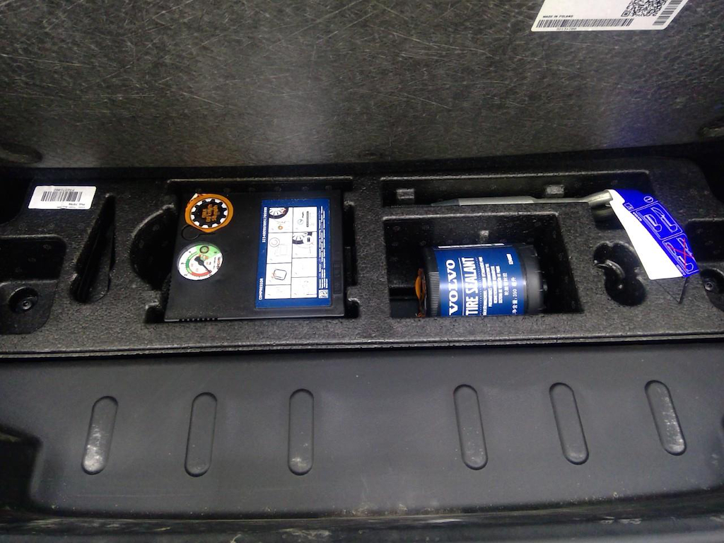 Foto 10 van Volvo XC40 Recharge