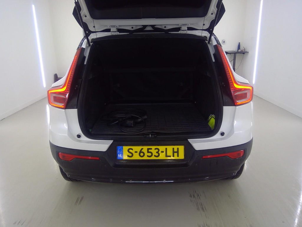 Foto 11 van Volvo XC40 Recharge