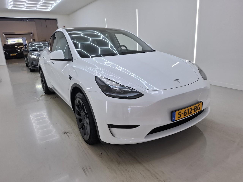 Foto 3 van Tesla Model Y