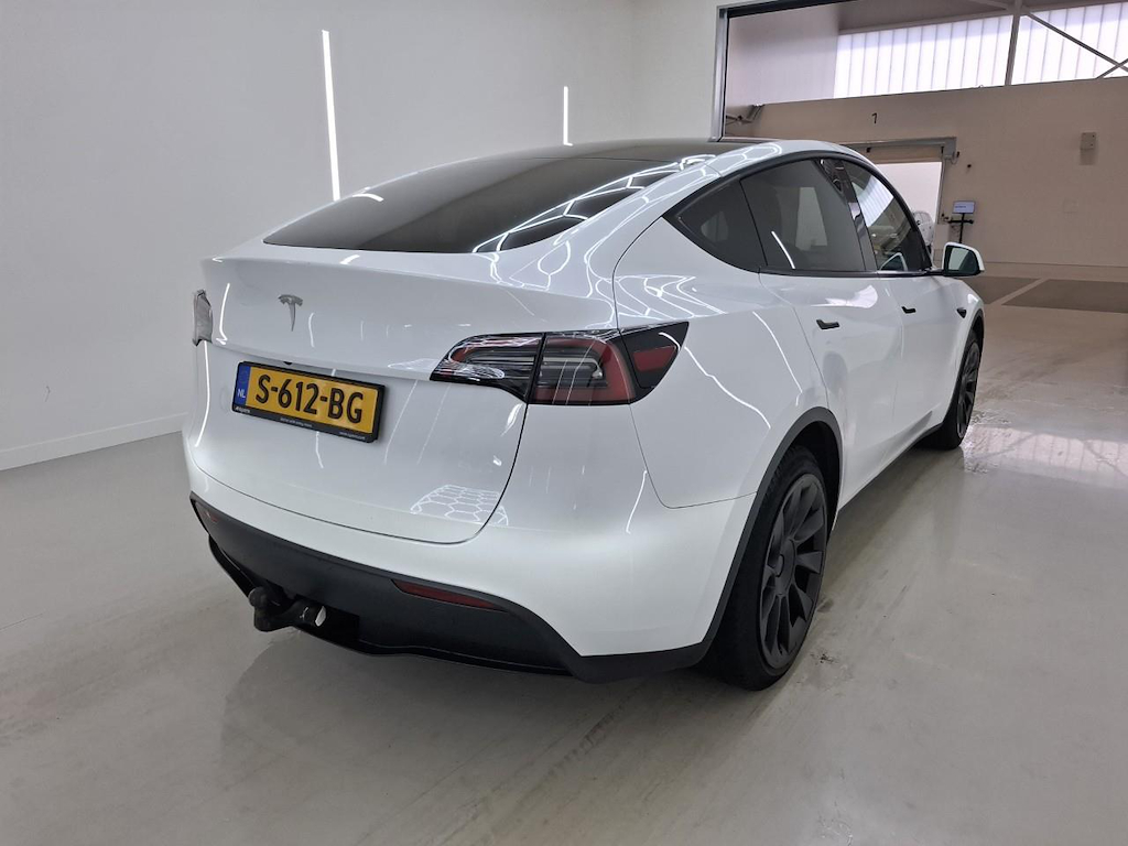 Foto 4 van Tesla Model Y