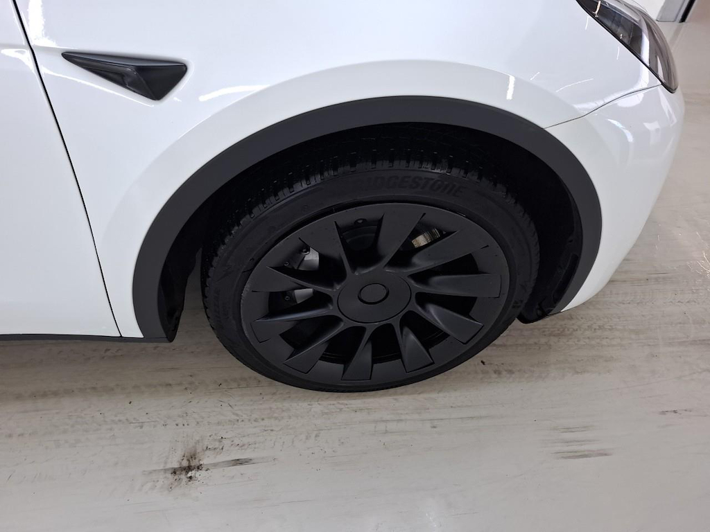 Foto 36 van Tesla Model Y