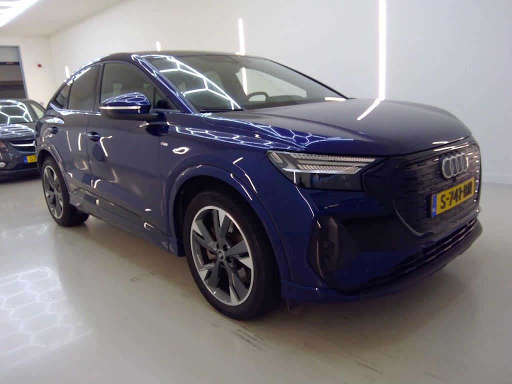Foto 6 van Audi Q4 Sportback e-tron