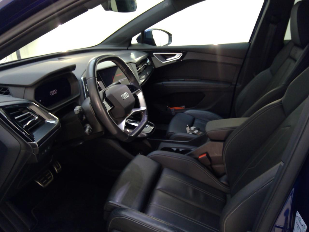 Foto 7 van Audi Q4 Sportback e-tron