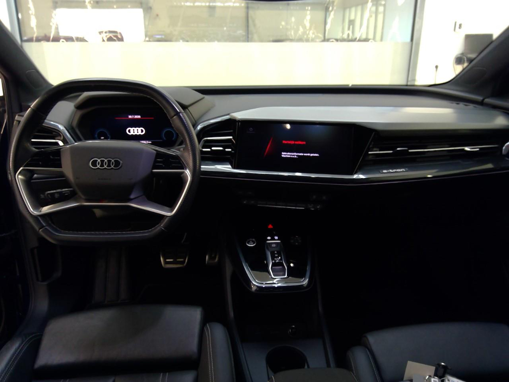 Foto 9 van Audi Q4 Sportback e-tron
