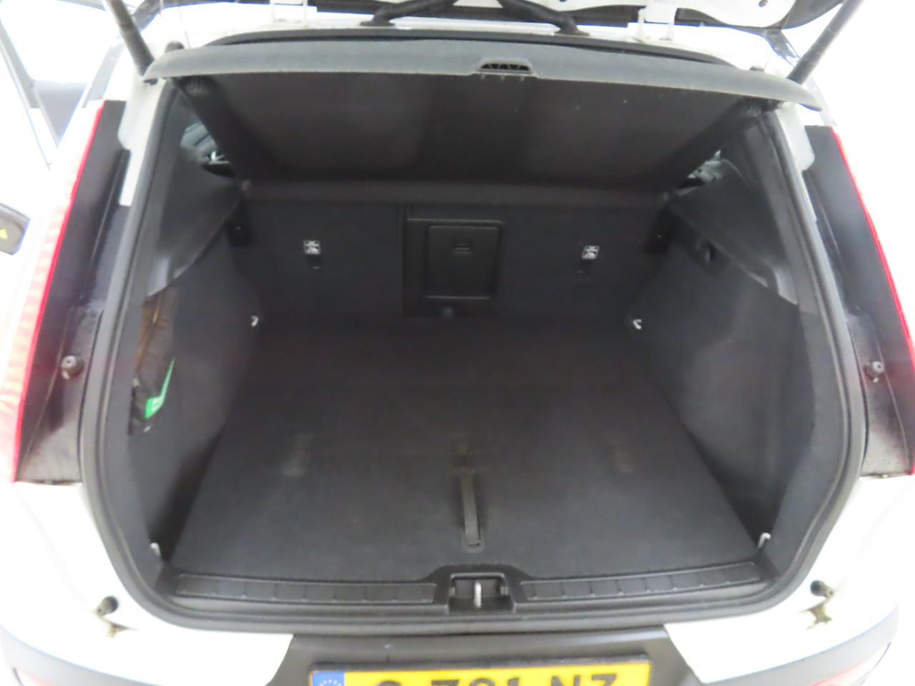 Foto 10 van Volvo XC40 Recharge