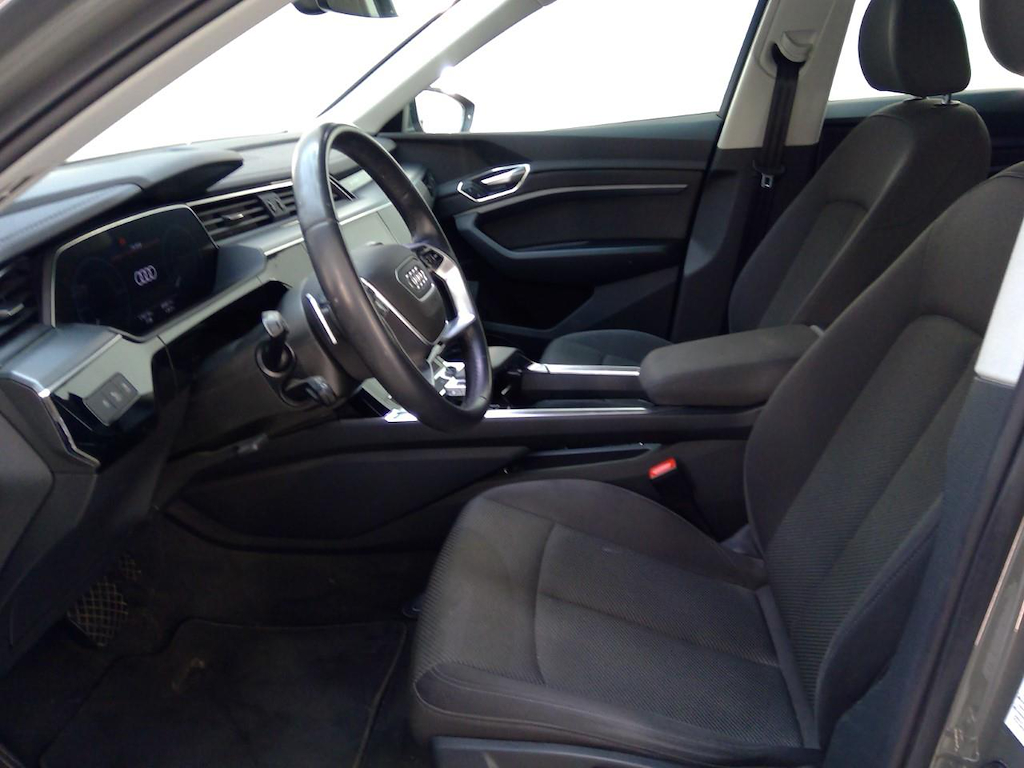 Foto 8 van Audi Q8
