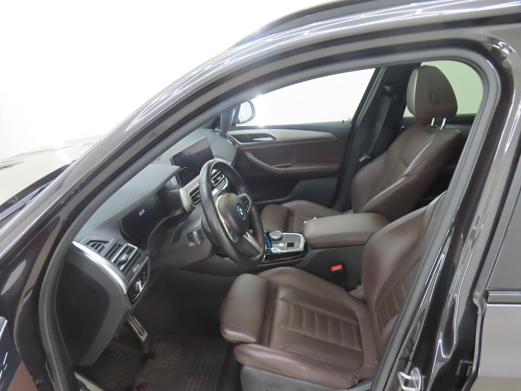 Foto 8 van BMW ix3