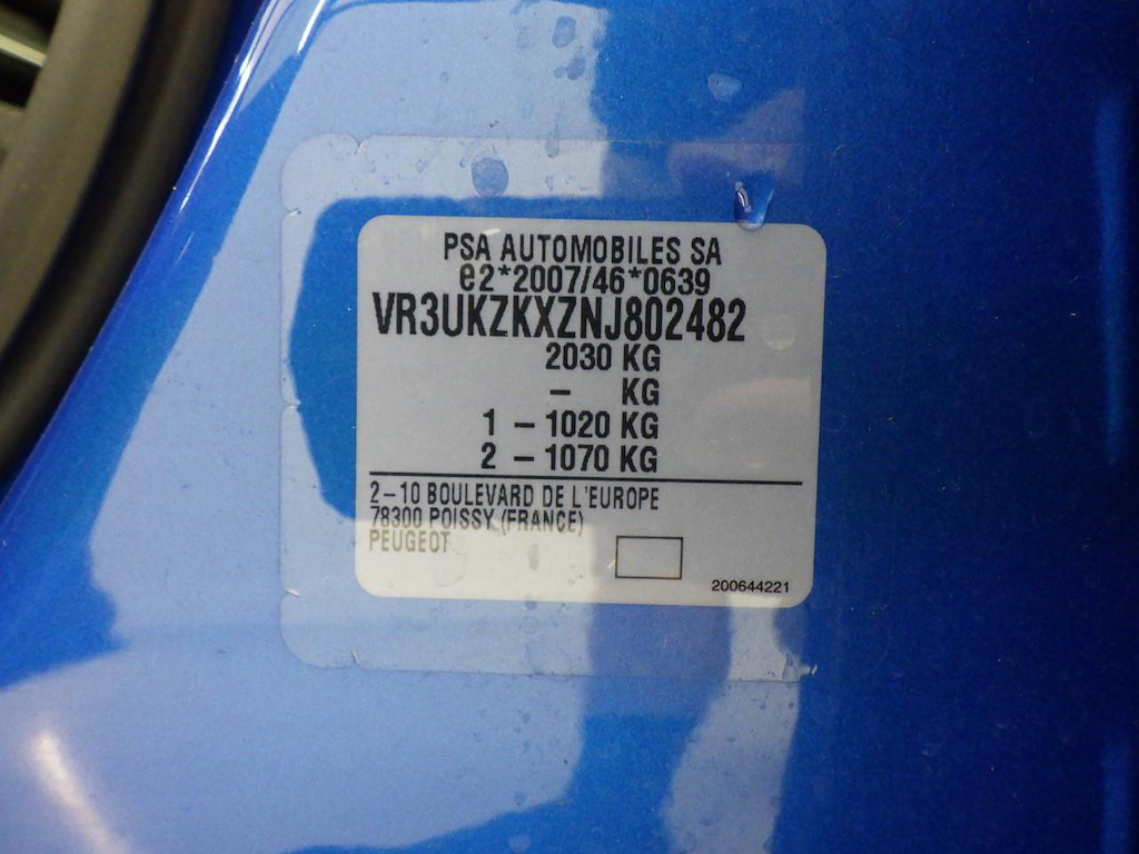 Foto 14 van Peugeot E-2008