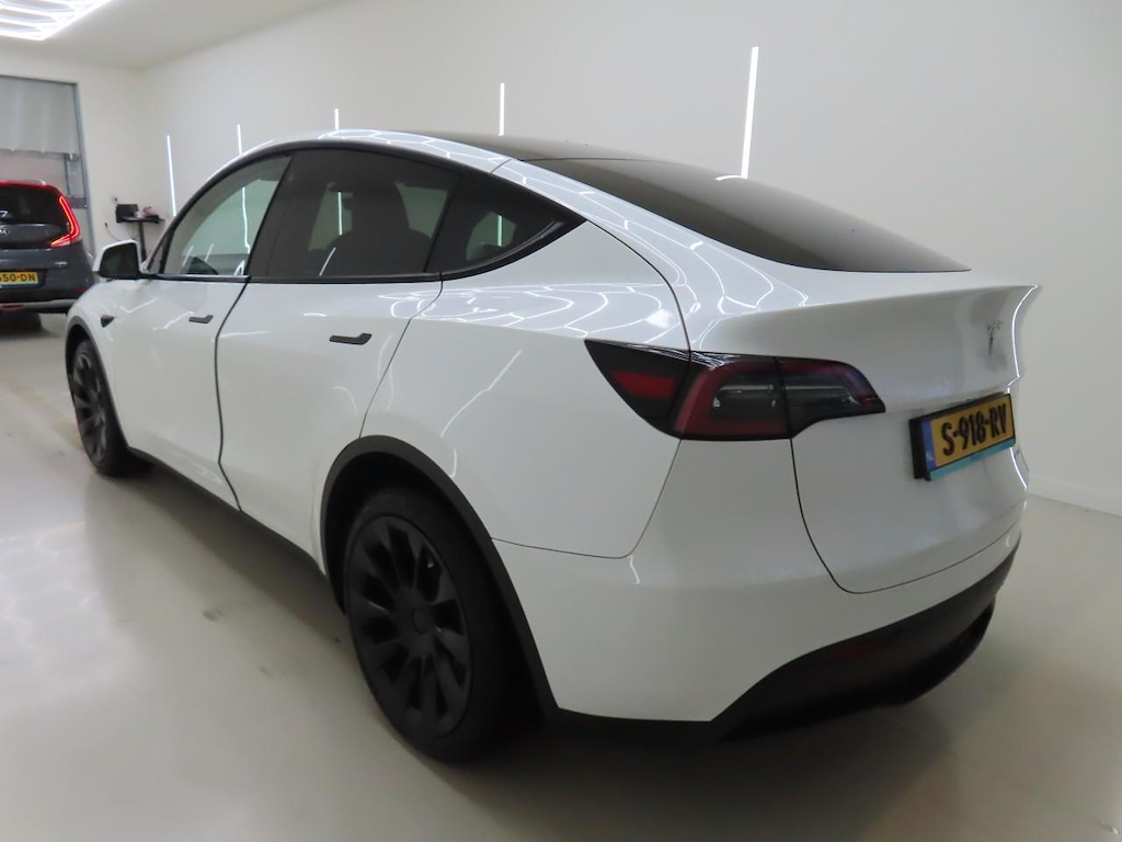 Foto 4 van Tesla Model Y