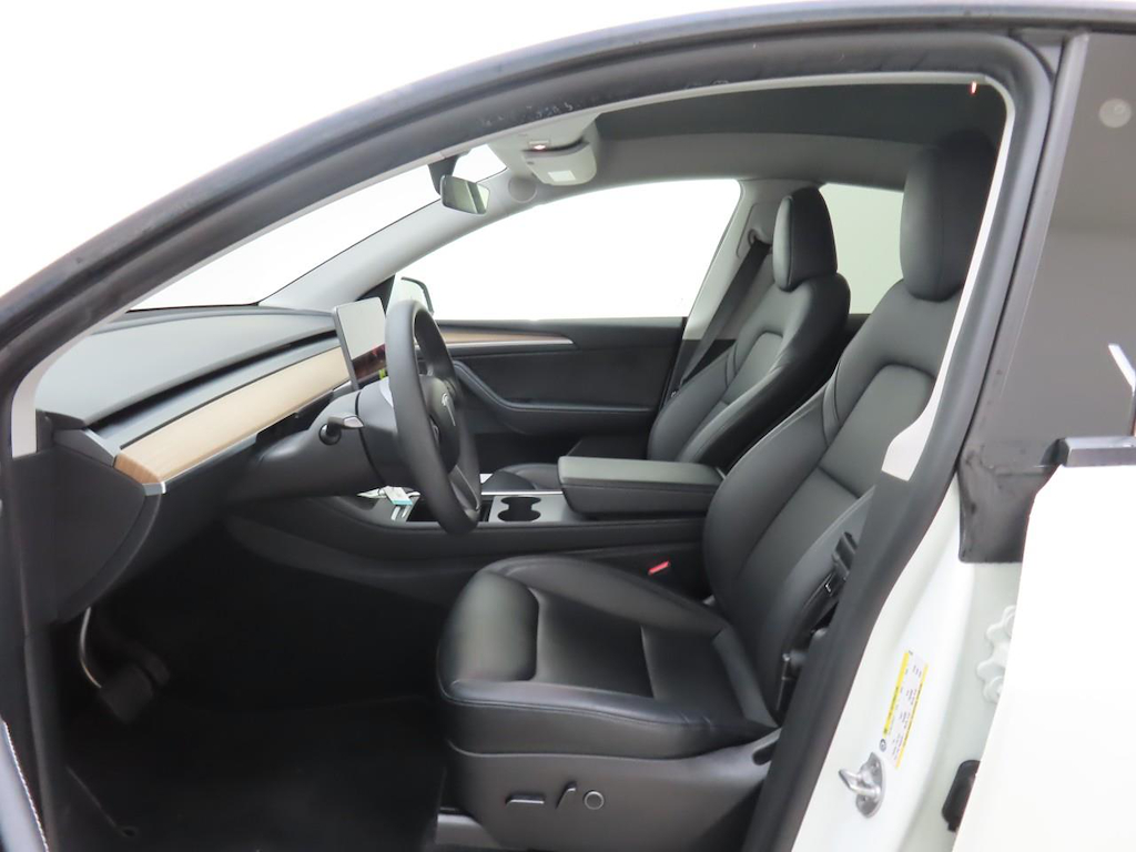 Foto 5 van Tesla Model Y