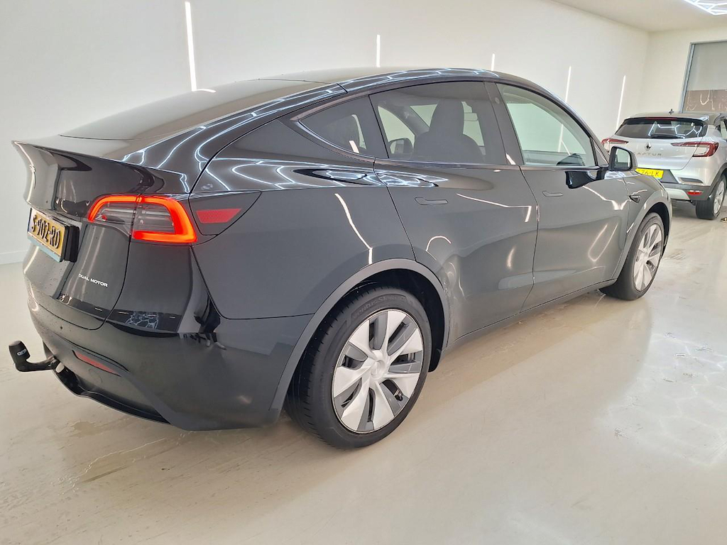 Foto 4 van Tesla Model Y