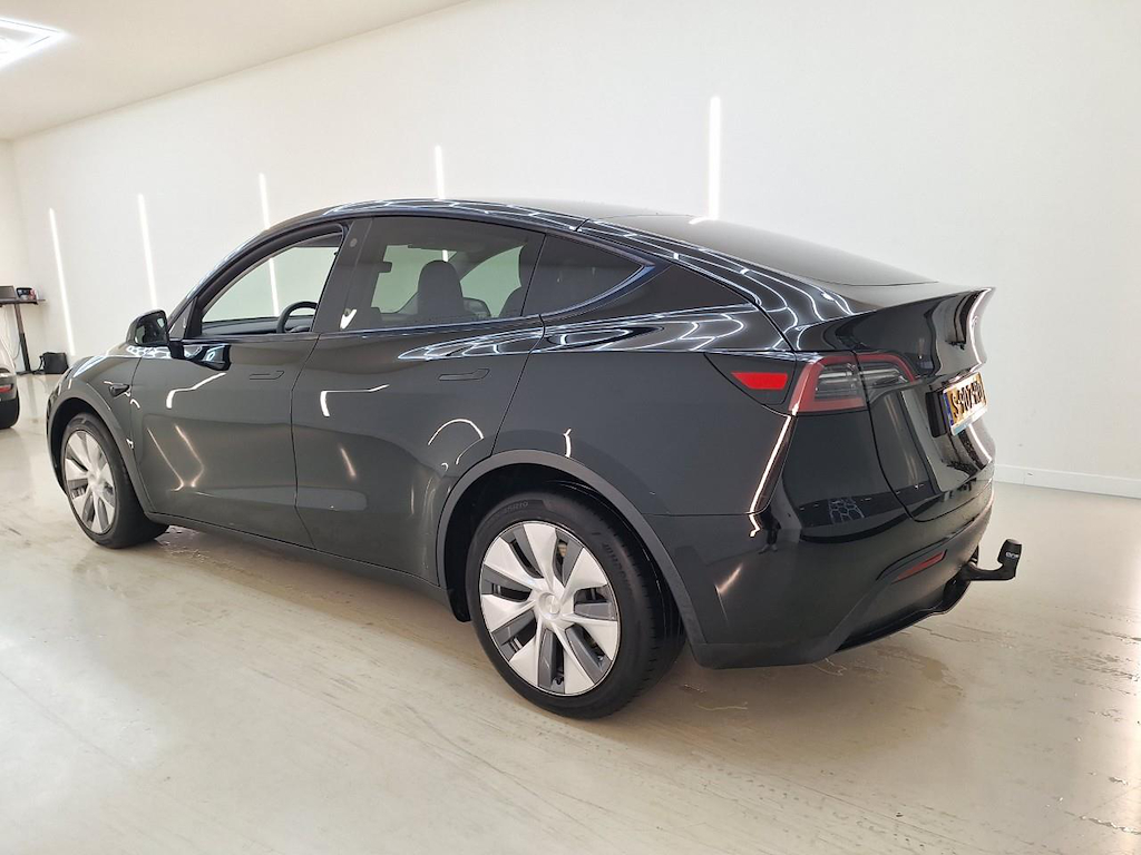 Foto 5 van Tesla Model Y
