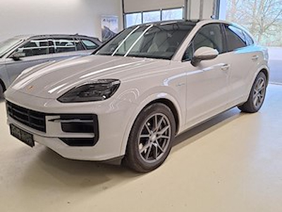 Buy PORSCHE CAYENNE COUPE 3.0 E-HYBRID on Ayvens Carmarket