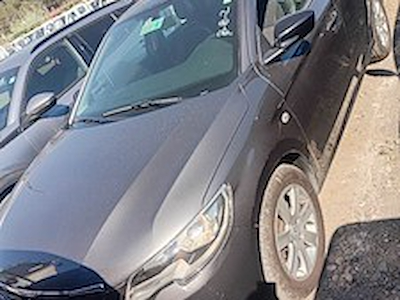 Buy PEUGEOT PEUGEOT 301 on Ayvens Carmarket