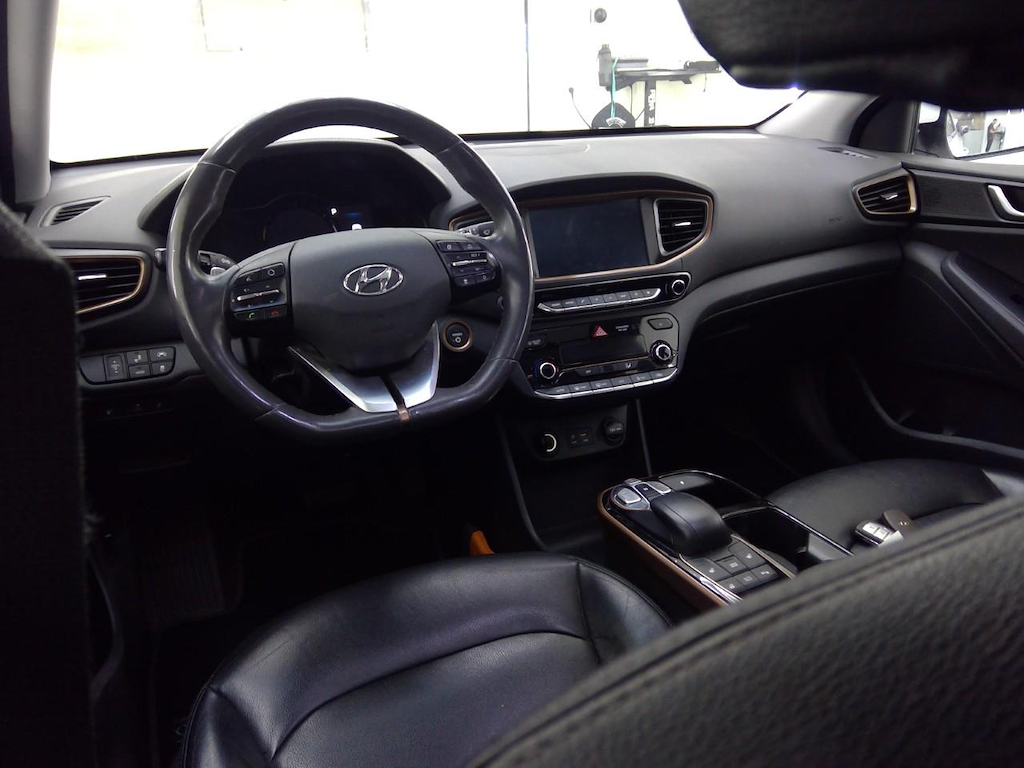 Foto 3 van Hyundai Ioniq