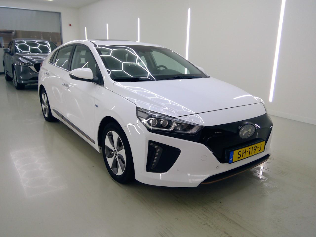 Foto 5 van Hyundai Ioniq