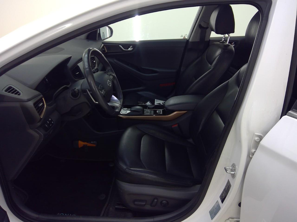 Foto 7 van Hyundai Ioniq