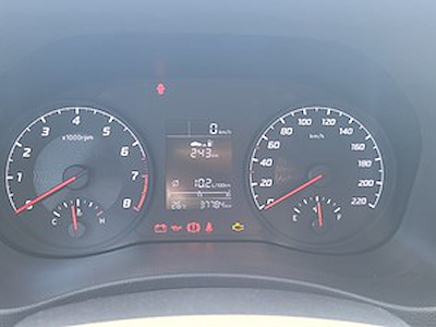 Buy HYUNDAI HYUNDAI ACCENT on Ayvens Carmarket